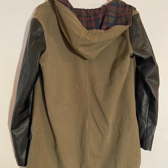 Vintage Jacket - Picture 12 of 16